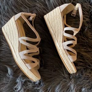 Pelle Moda size 8 woman’s shoes